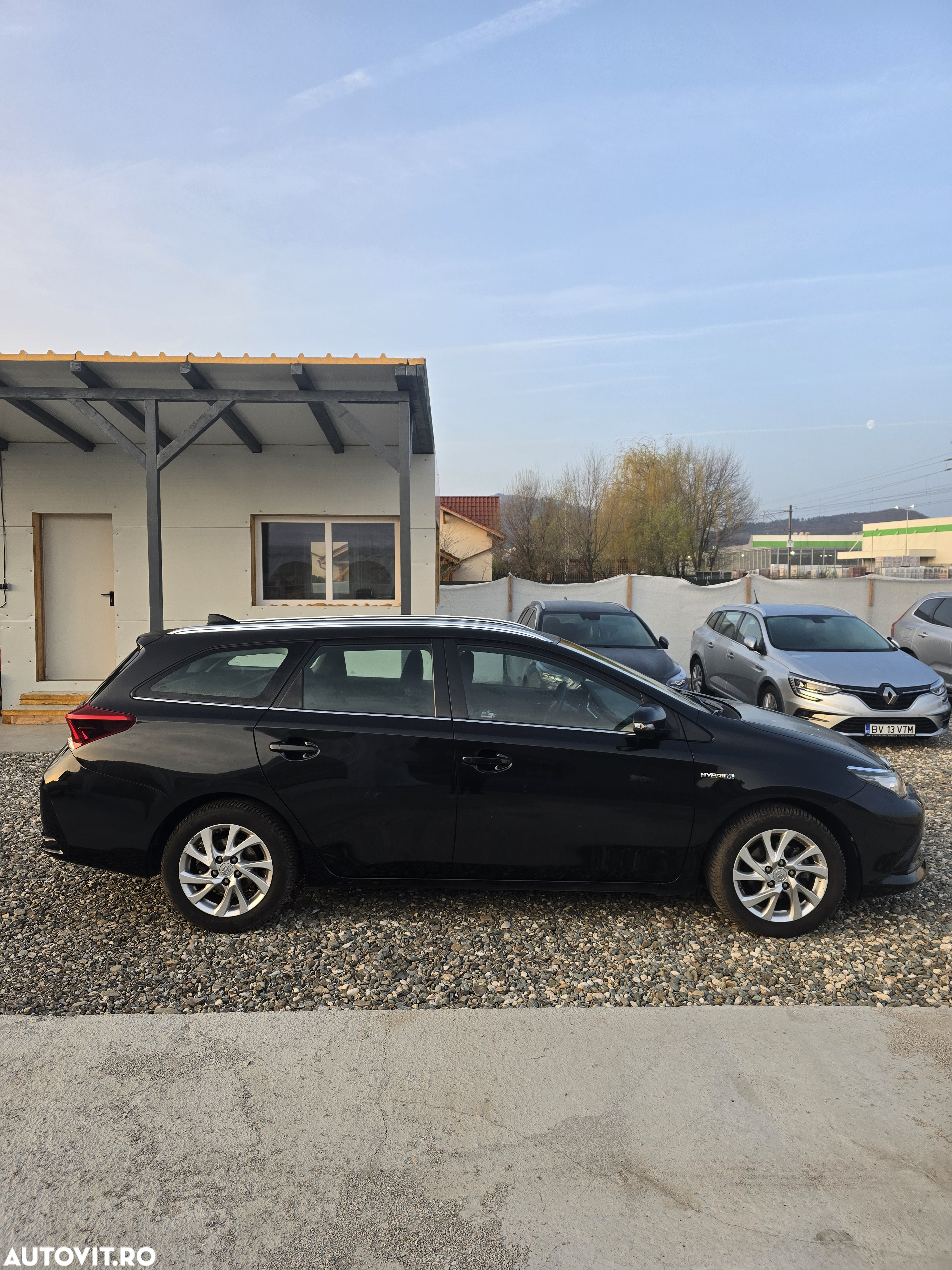 Toyota Auris 1.8 VVT-i Hybrid Automatik Touring Sports Comfort - 9