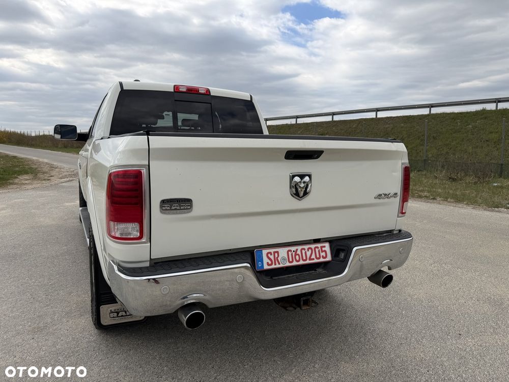 RAM 1500 5.7 Crew Cab Shortbed Limited Black - 12