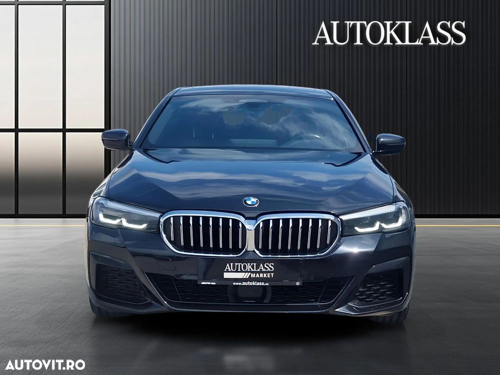 BMW Seria 5 530i xDrive AT MHEV - 9