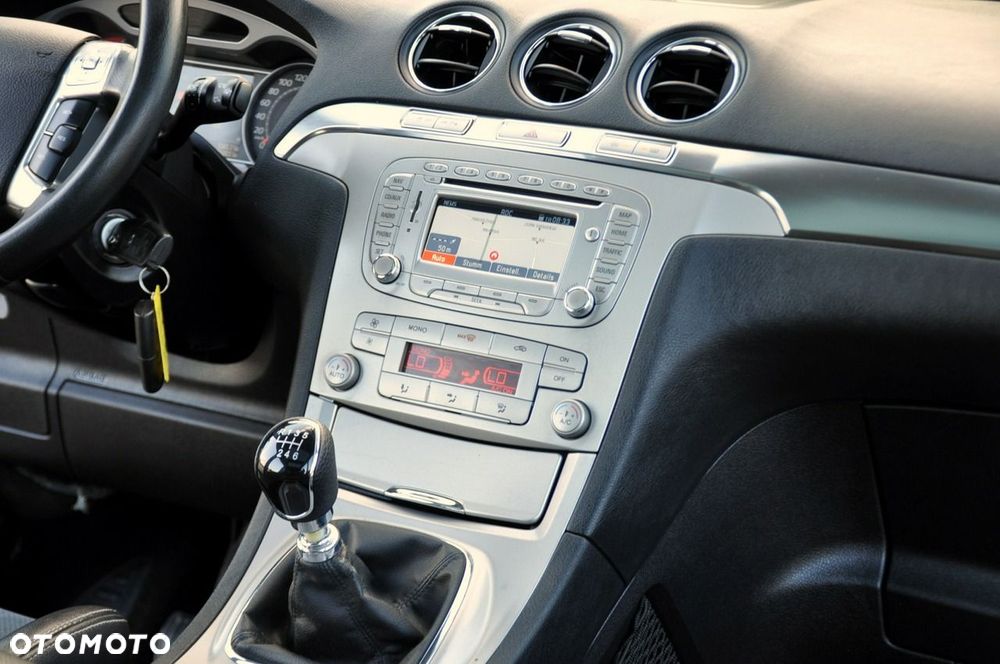 Ford S-Max - 26