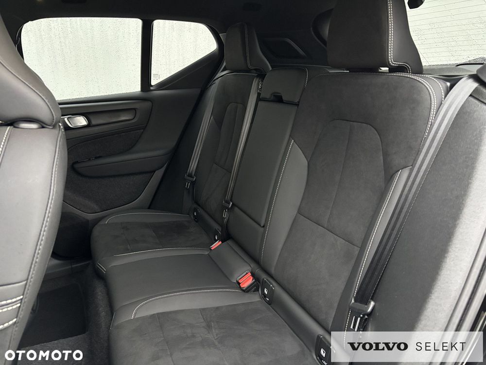 Volvo XC 40 - 21