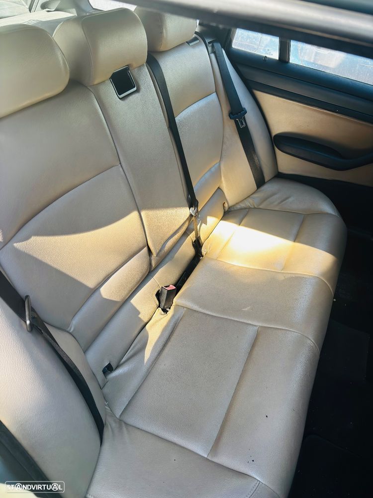 BMW 320 d Touring - 5