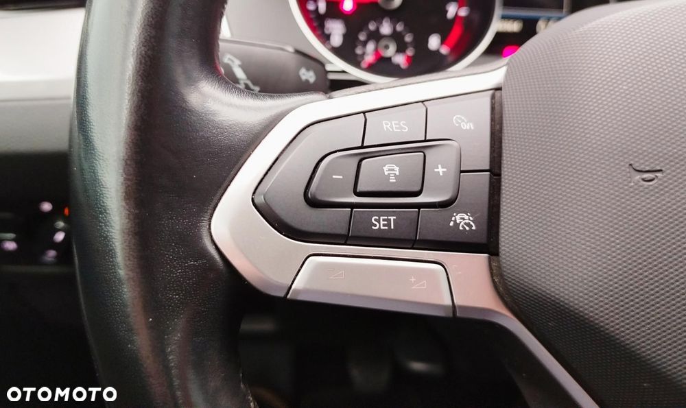 Volkswagen Passat 1.5 TSI EVO Business - 10