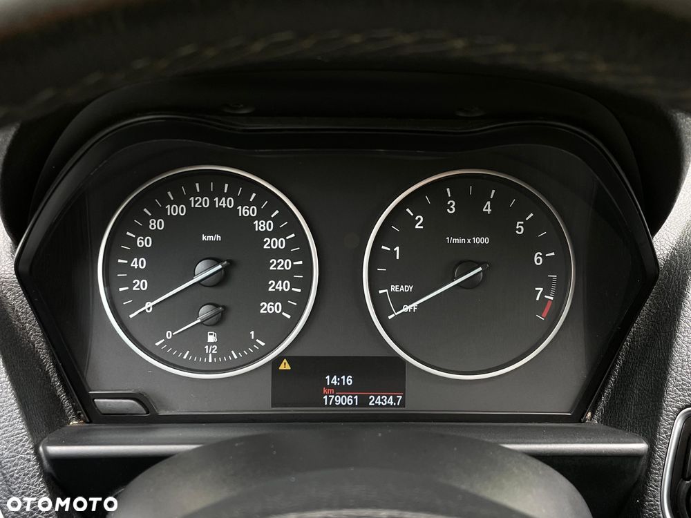 BMW Seria 1 114i Sport Line - 21