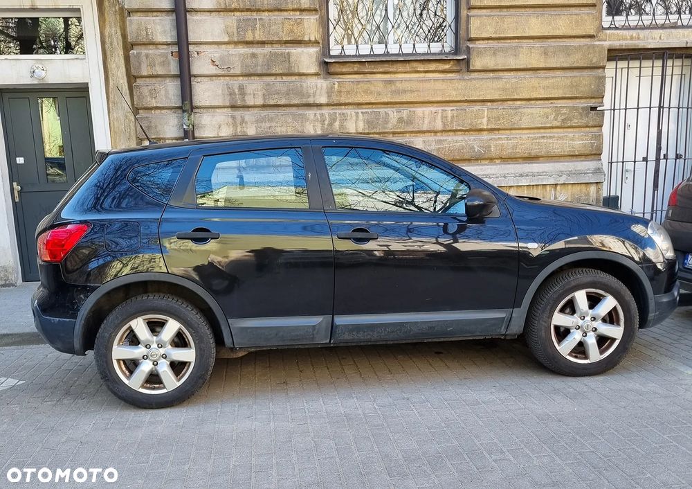 Nissan Qashqai - 1