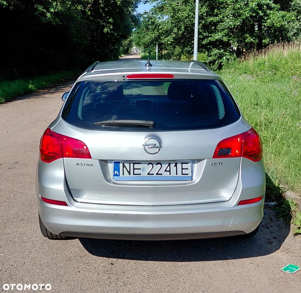 Opel Astra 1.7 CDTI DPF Cosmo - 3