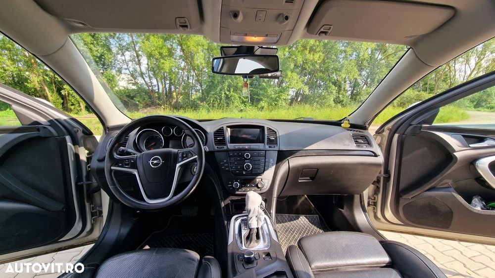 Opel Insignia 2.0 Turbo 4x4 Cosmo Aut. - 11