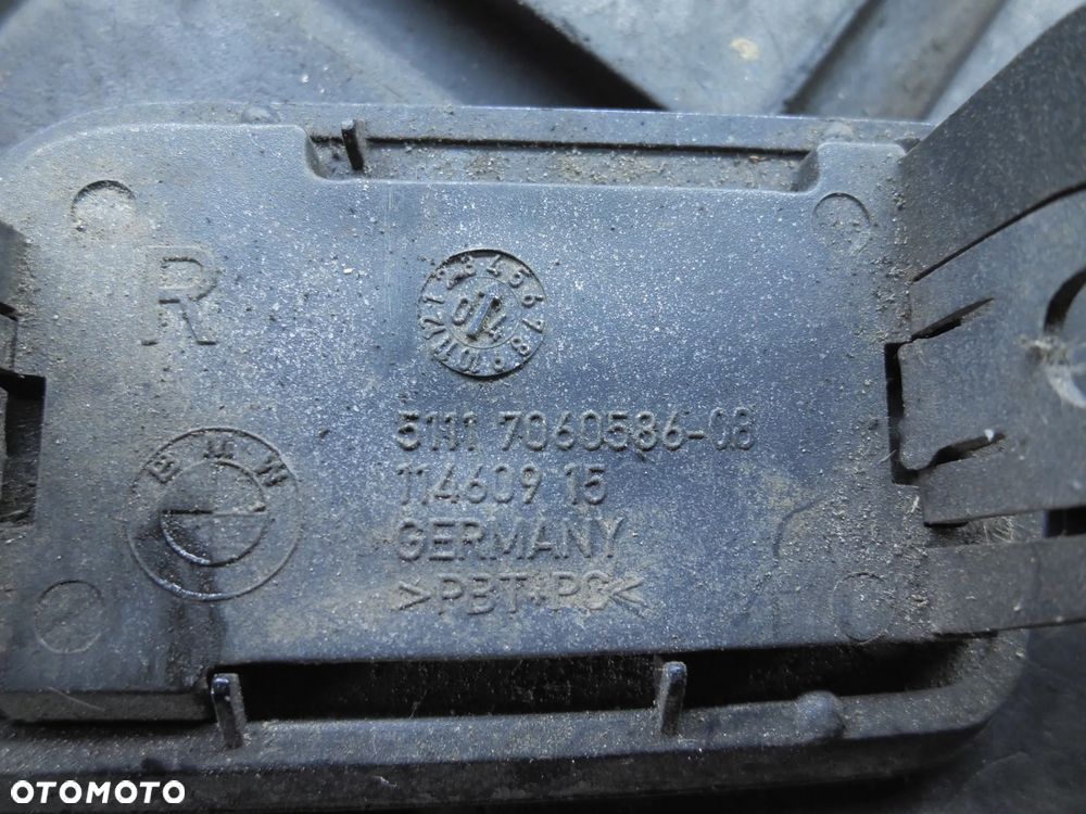 ZAŚLEPKA ZDERZAKA XENON PRAWA BMW E60 E61 7060586 - 3