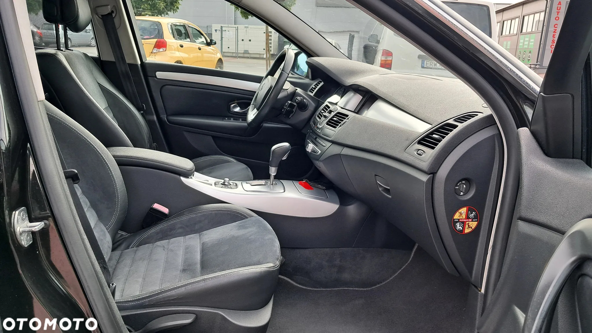 Renault Laguna 2.0 TCe 170 Dynamique - 14