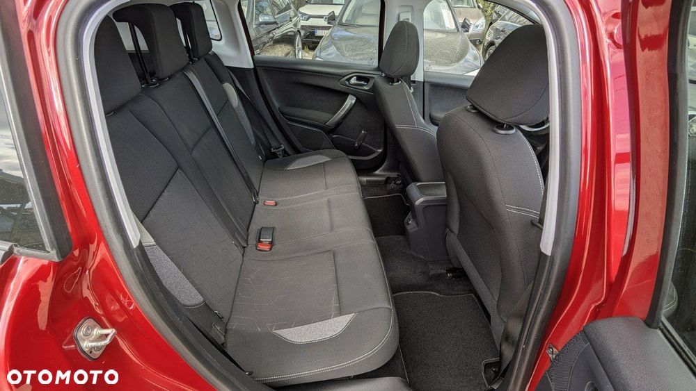 Peugeot 2008 - 17
