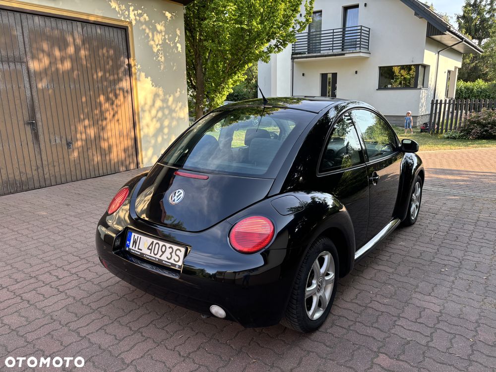 Volkswagen New Beetle - 15