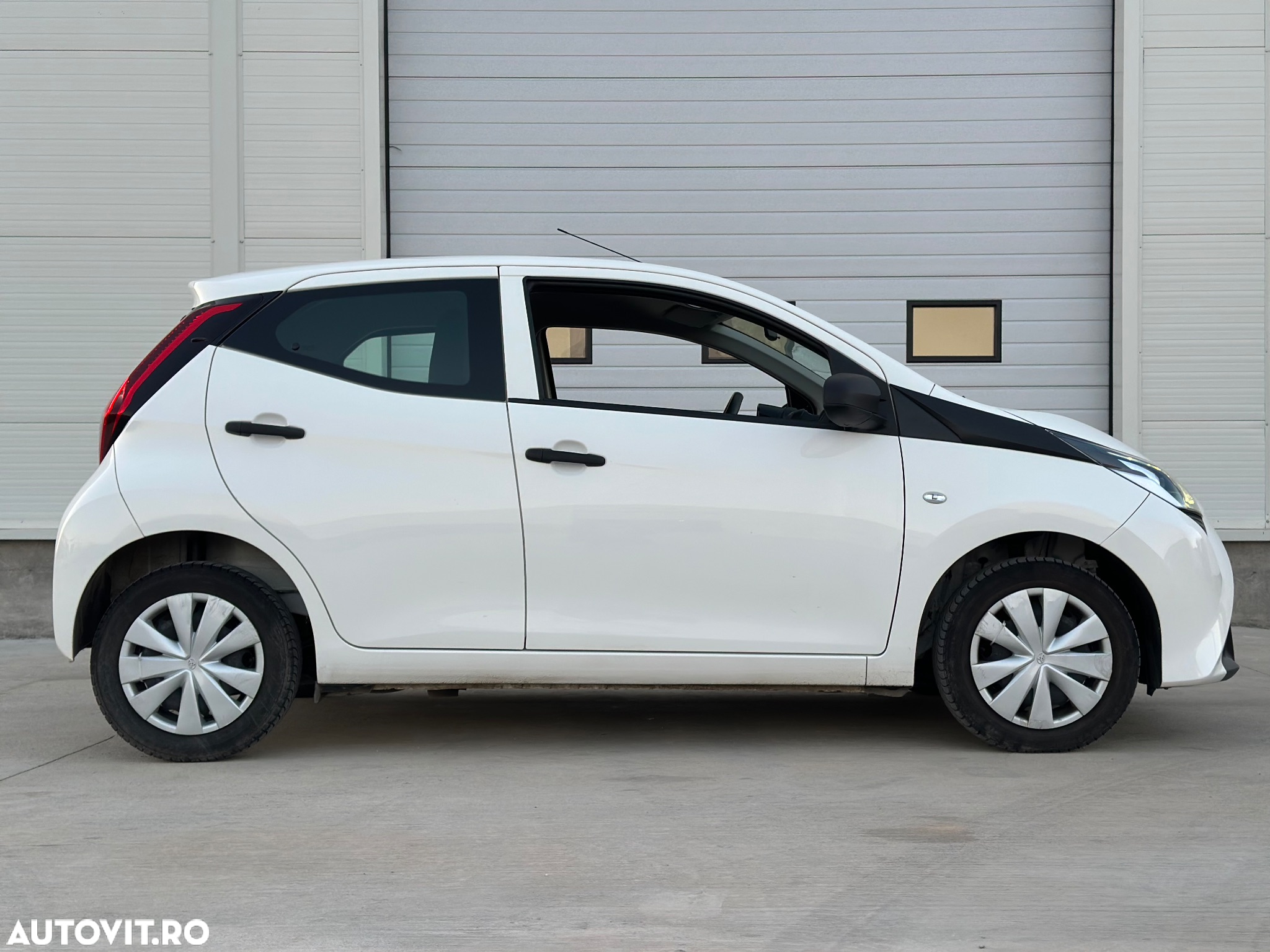 Toyota Aygo 1.0 VVY-I 5 usi X-cite - 16