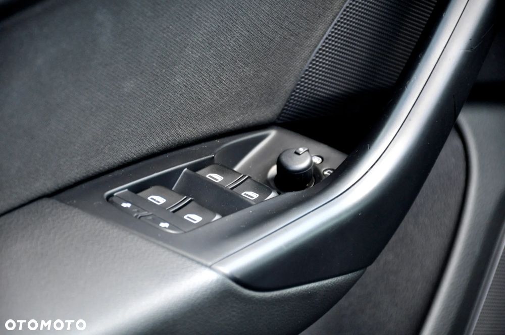 Audi Q3 2.0 TDI Design - 40