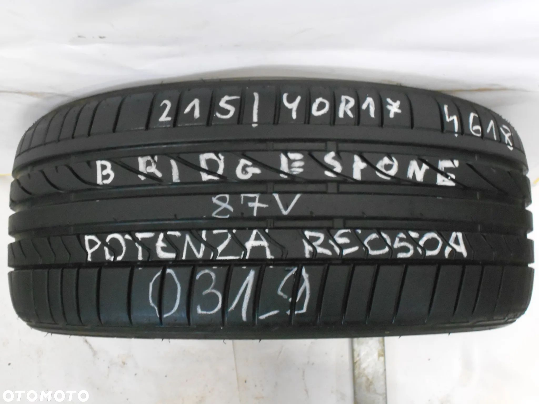 OPONA POJEDYNKA 215/40R17 BRIDGESTONE POTENZA RE050A DOT 0319 8MM - 1