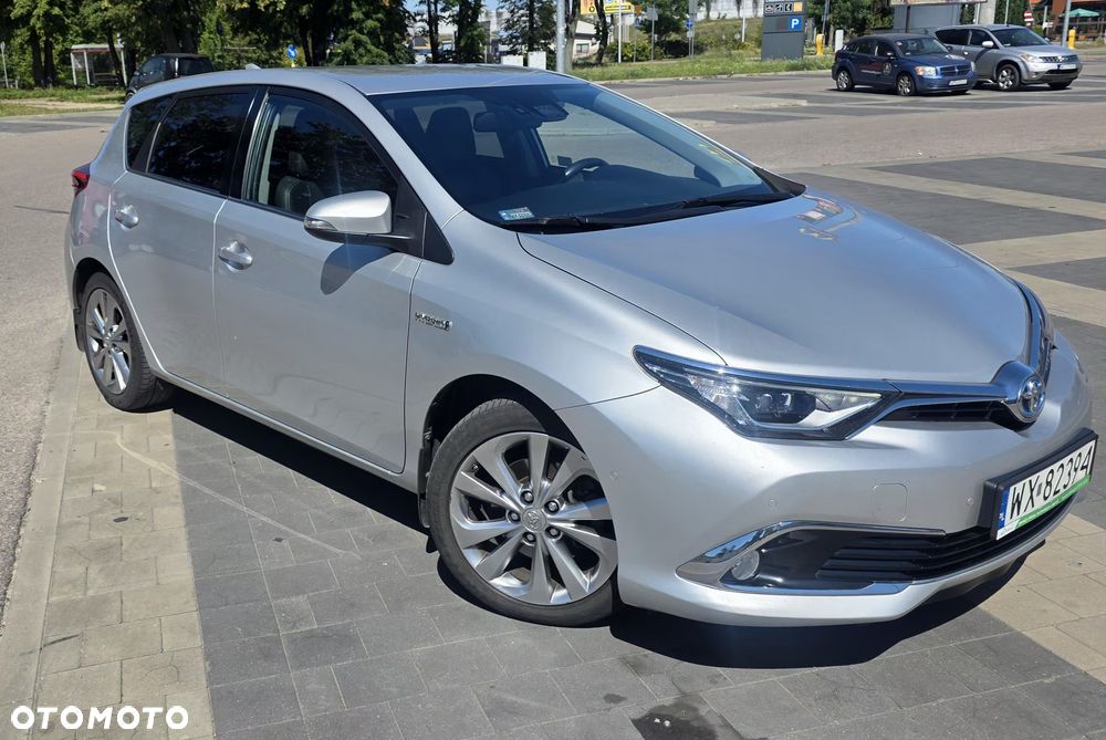 Toyota Auris - 1