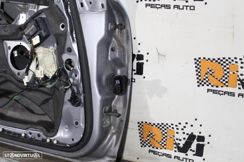 Porta Frente Esquerda Audi A6 (4F2, C6)  Porta Frontal Esquerda Audi A - 8