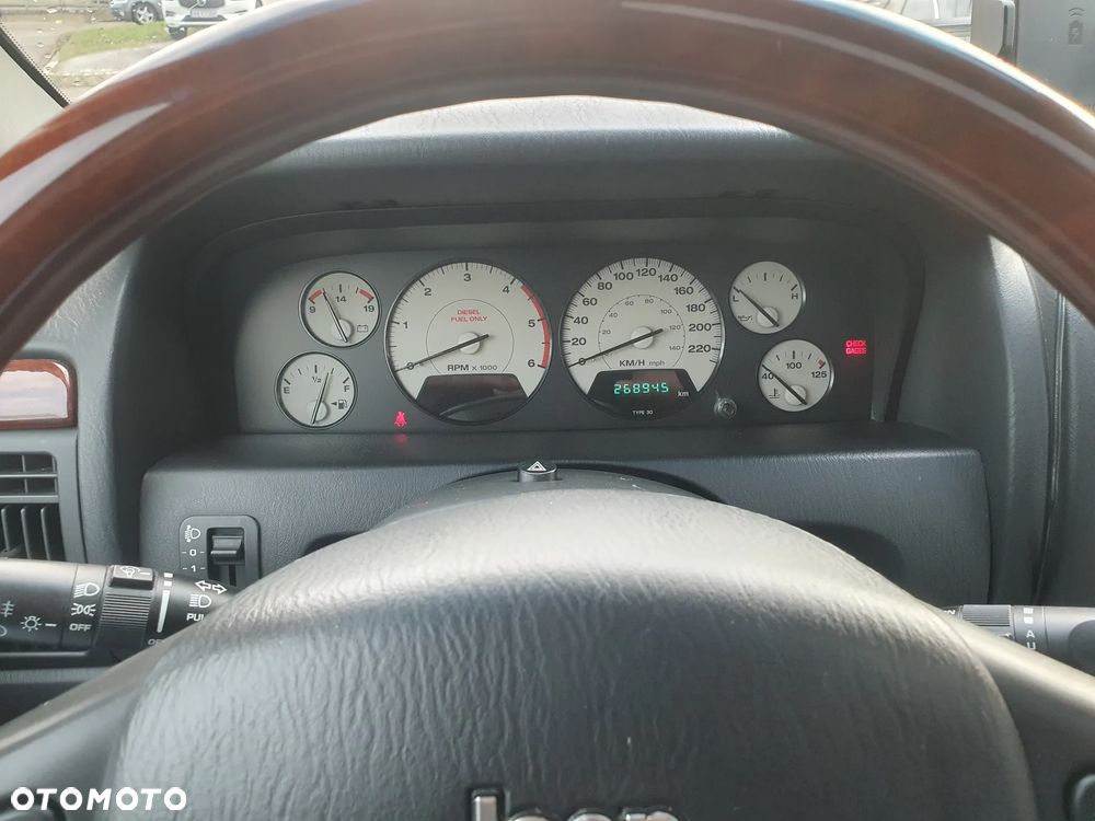 Jeep Grand Cherokee 2.7 CRD Overland - 10