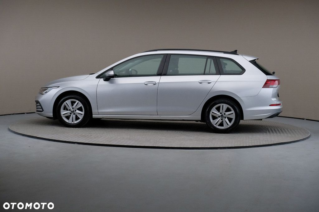 Volkswagen Golf - 4
