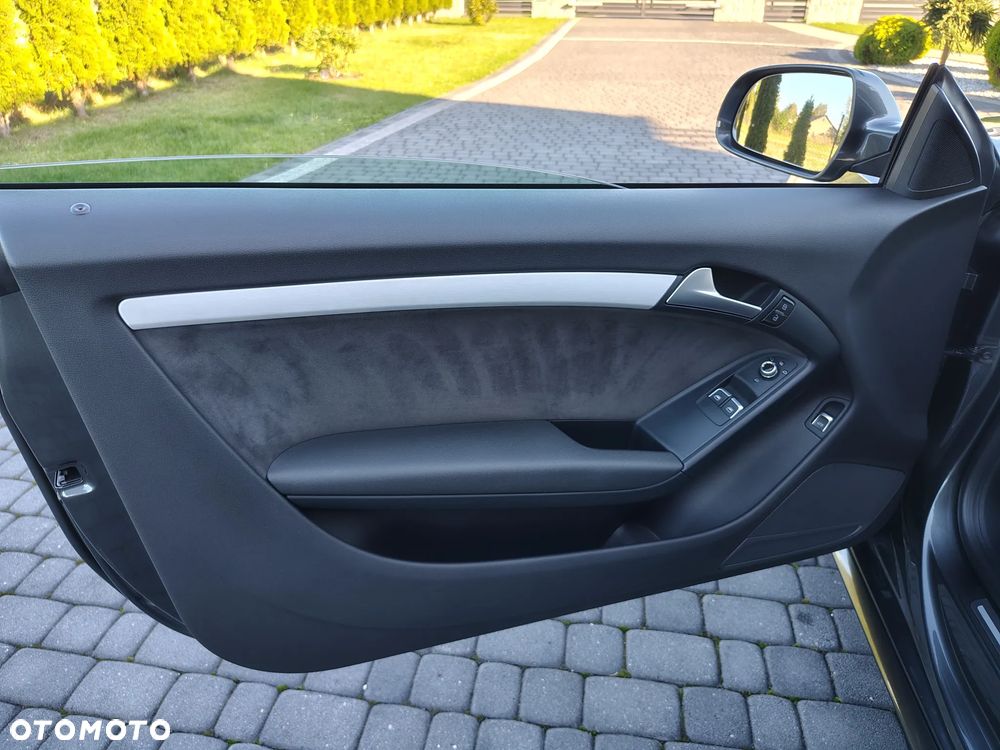 Audi A5 Coupé 2.0 TDI - 28