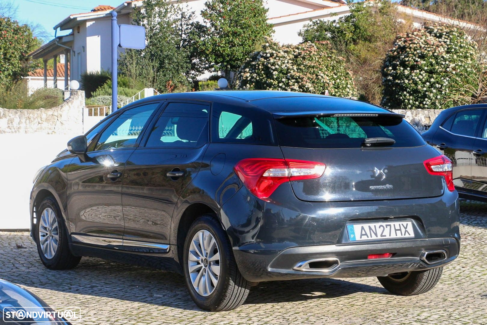 DS DS5 - 8