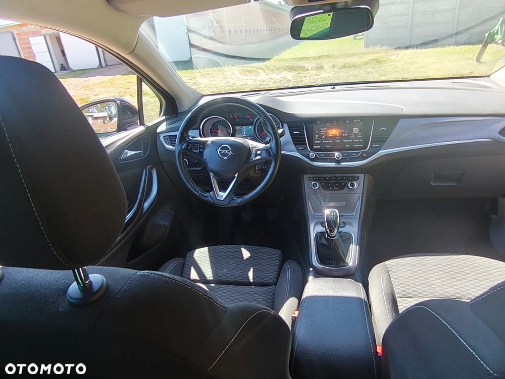 Opel Astra - 9