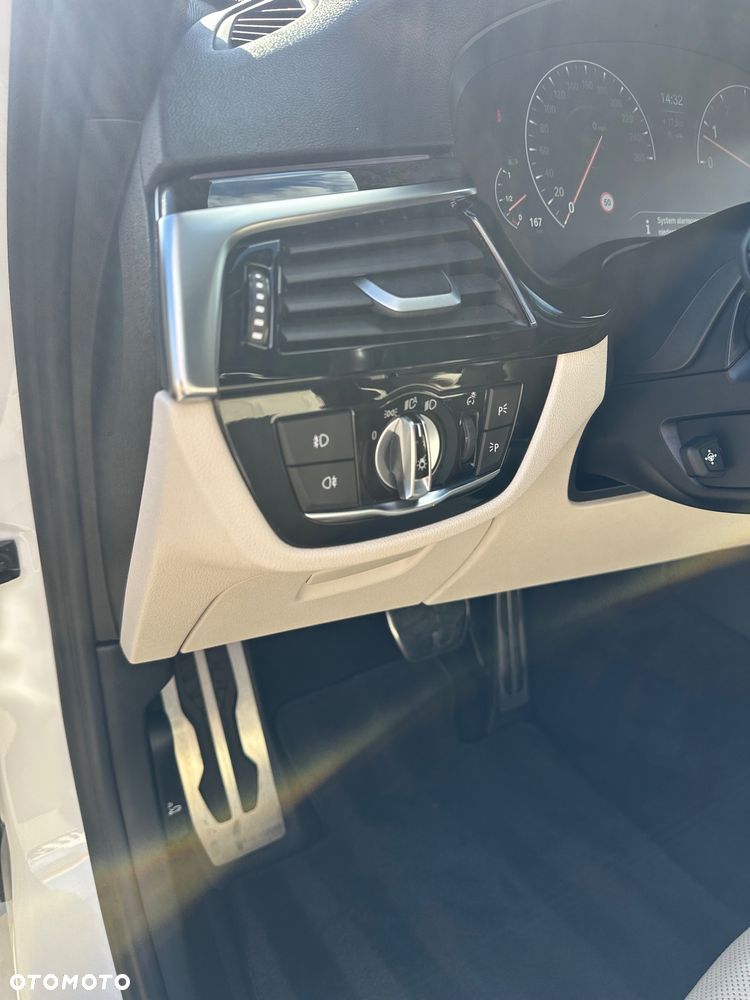 BMW Seria 5 540i xDrive M Sport sport - 34