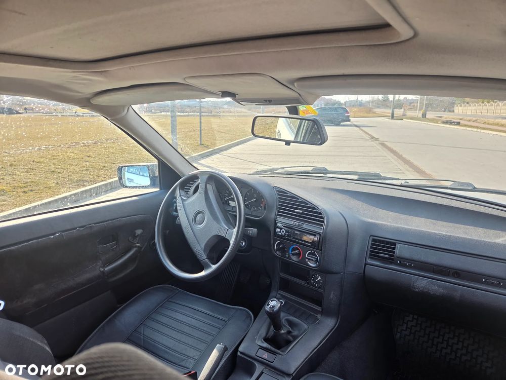 BMW Seria 3 - 8