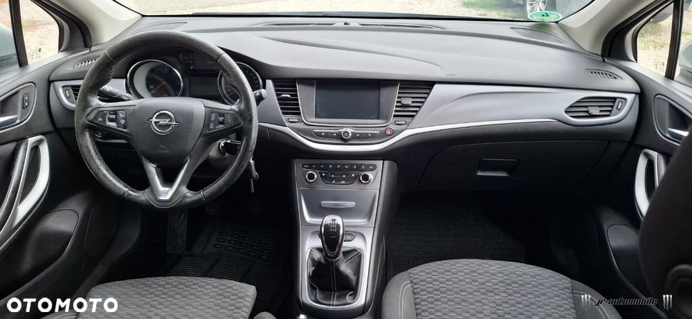 Opel Astra - 4