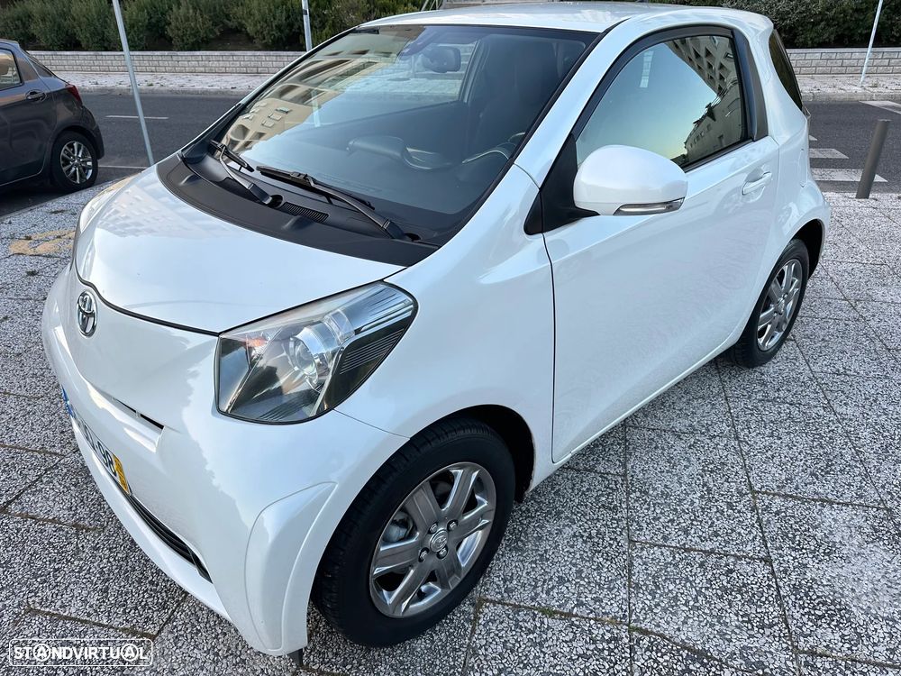 Toyota iQ 1.4 D-4D - 15