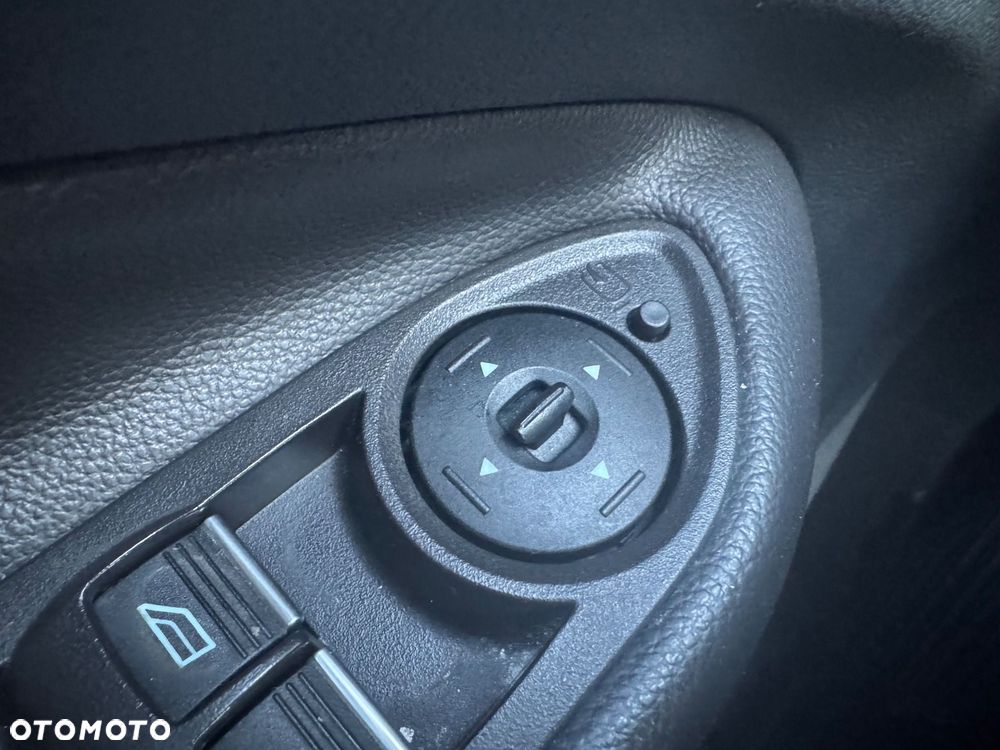 Ford Kuga 2.0 TDCi 4x4 Individual - 23