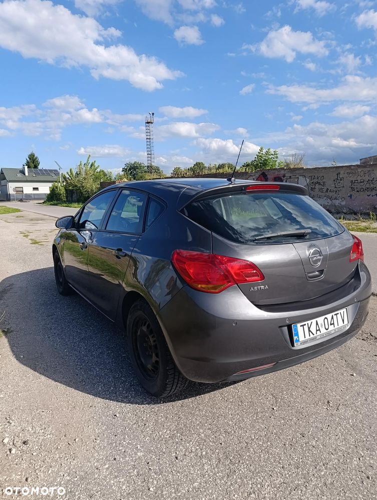 Opel Astra 1.6 - 15