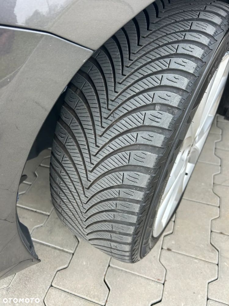 Mazda 3 1.6 CD Sport DPF Exclusive - 34