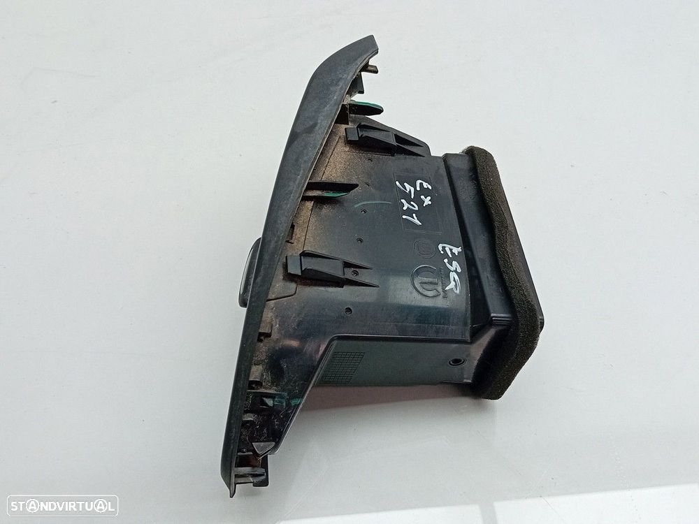 Difusor / saída de ar TOYOTA Auris Touring Sports (_E18_) - 2