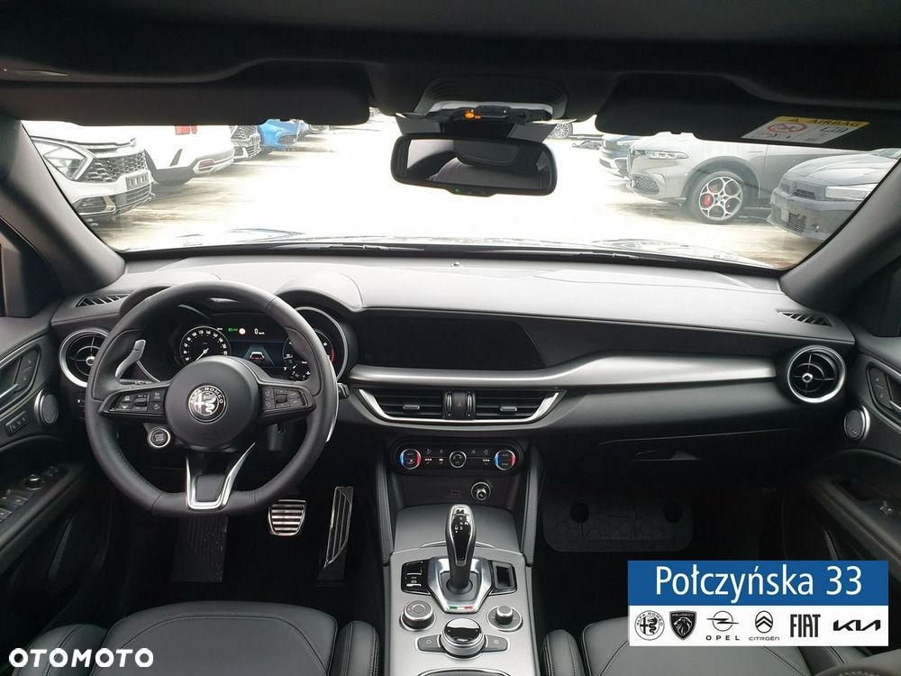 Alfa Romeo Stelvio - 25