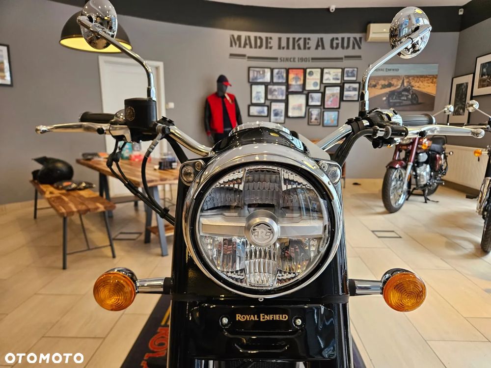 Royal Enfield Classic - 18