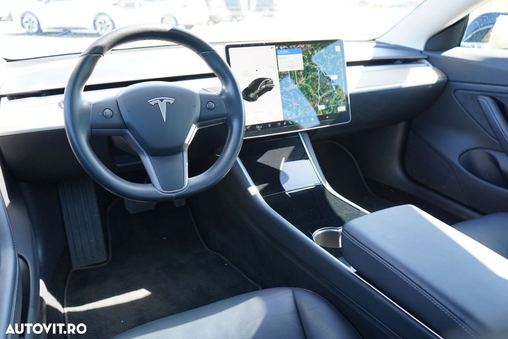 Tesla Model 3 Langstreckenbatterie Allradantrieb Dual Motor - 20