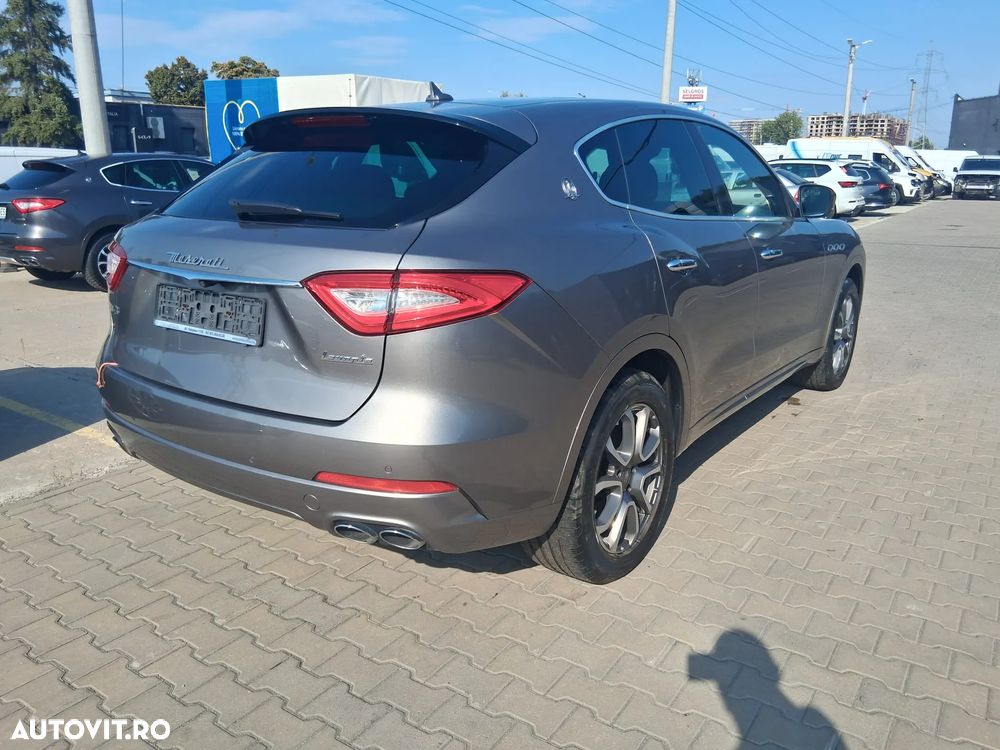 Maserati Levante - 4
