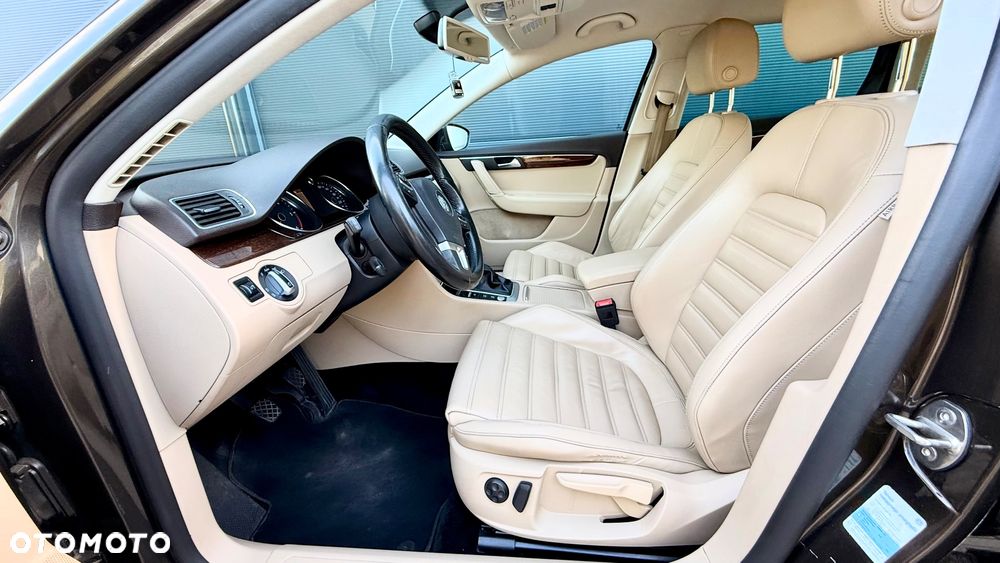 Volkswagen Passat 2.0 TDI DPF Highline - 7
