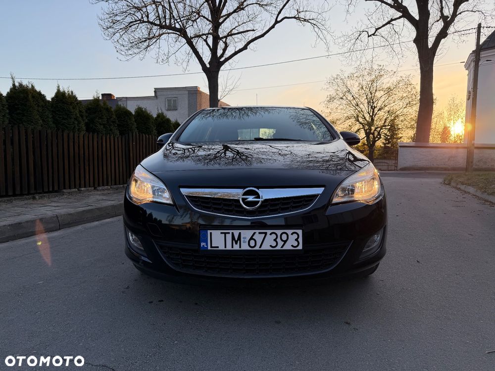 Opel Astra 1.4 EcoFLEX Innovation - 2