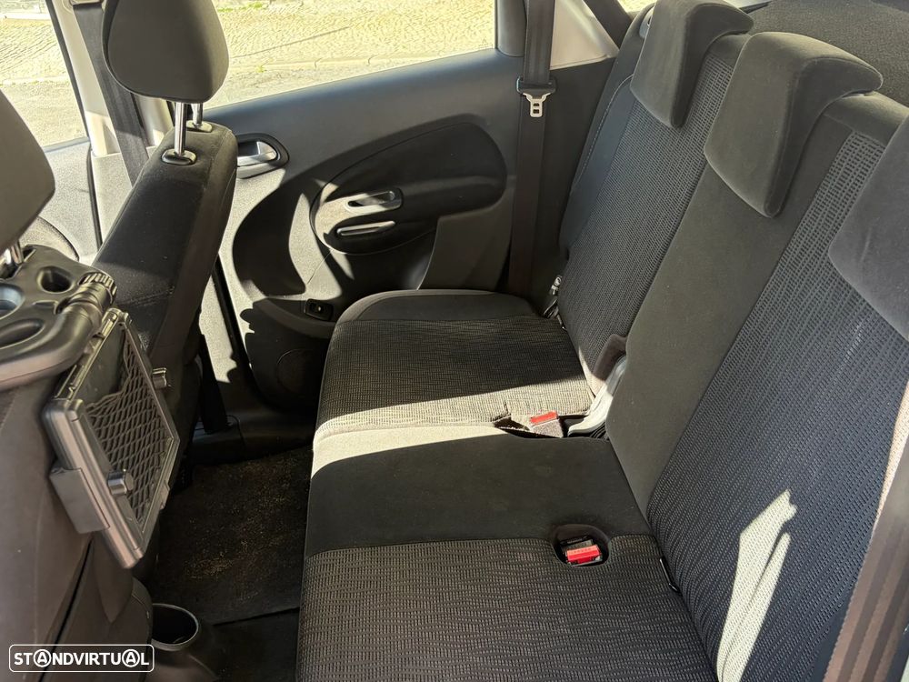 Citroën C3 Picasso VTi Exclusive - 12