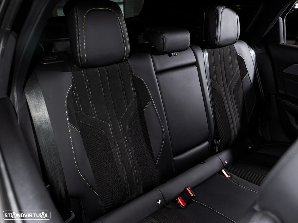 Peugeot 308 SW 1.6 Hybrid GT e-EAT8 - 32