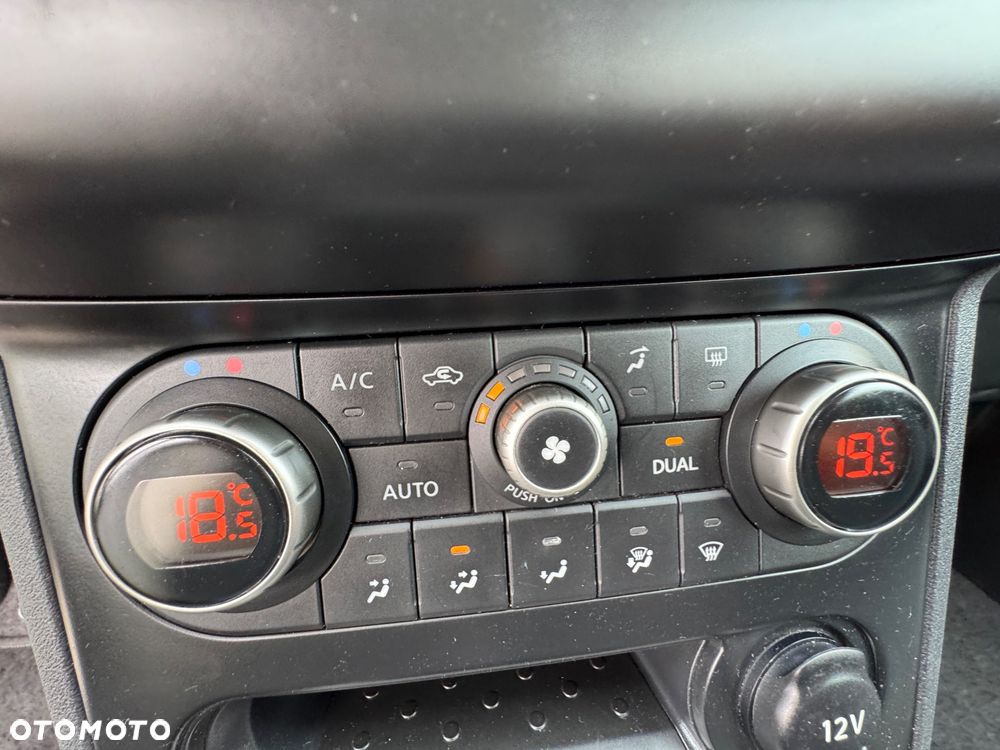 Nissan Qashqai 1.5 dCi TEKNA - 19