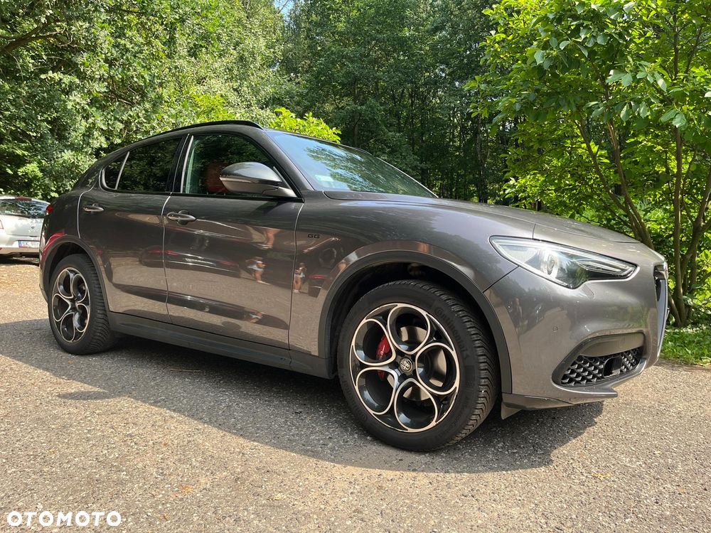 Alfa Romeo Stelvio 2.0 Turbo B-Tech Edition Q4 - 16