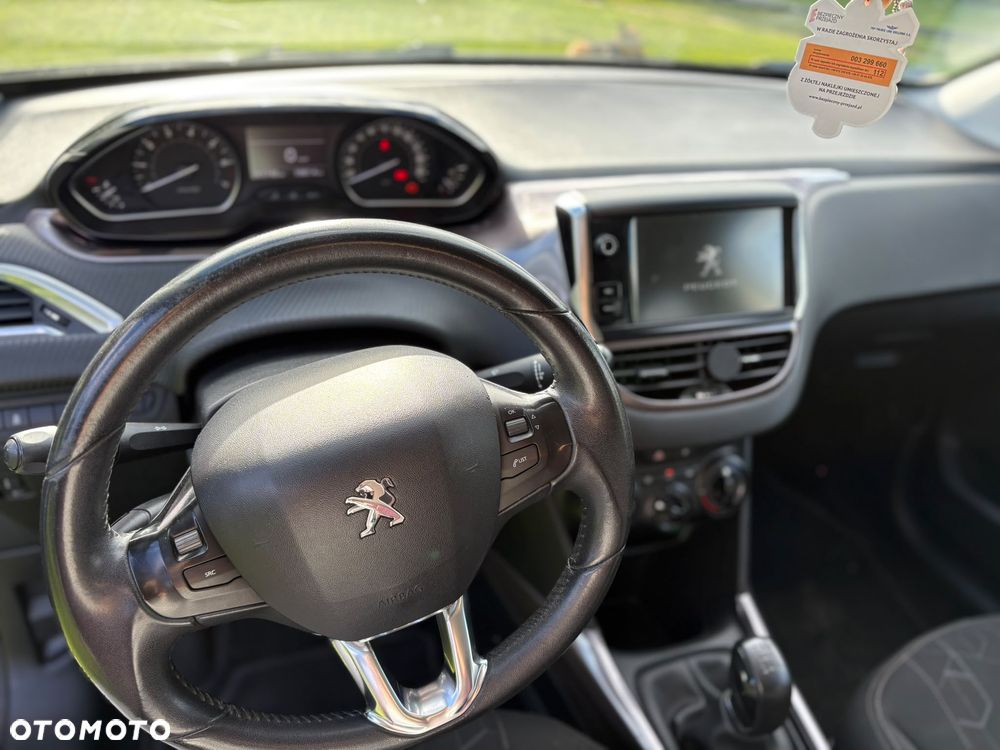 Peugeot 2008 - 10