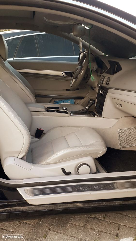 Mercedes-Benz E 250 CDi Avantgarde BlueEfficiency Auto - 13