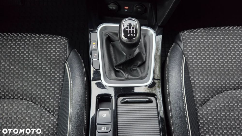 Kia Ceed 1.5 T-GDI L Business Line - 23