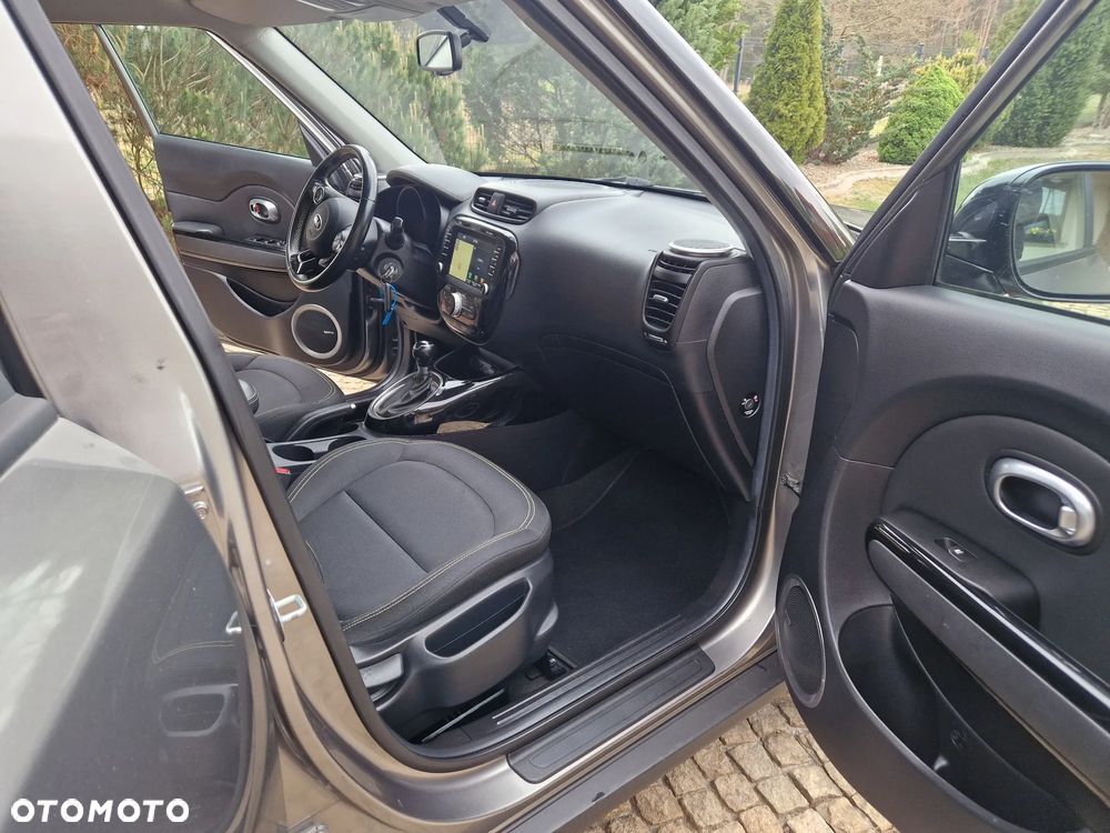 Kia Soul 1.6 CRDI Automatik Dream Team Edition - 11