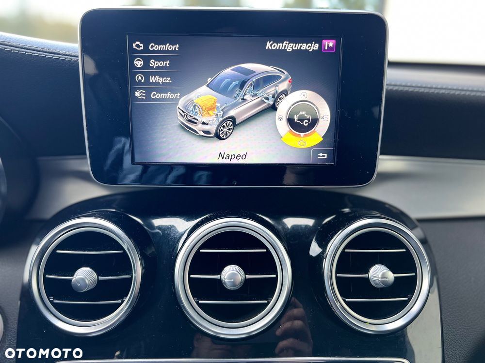 Mercedes-Benz GLC Coupe 250 4-Matic - 27