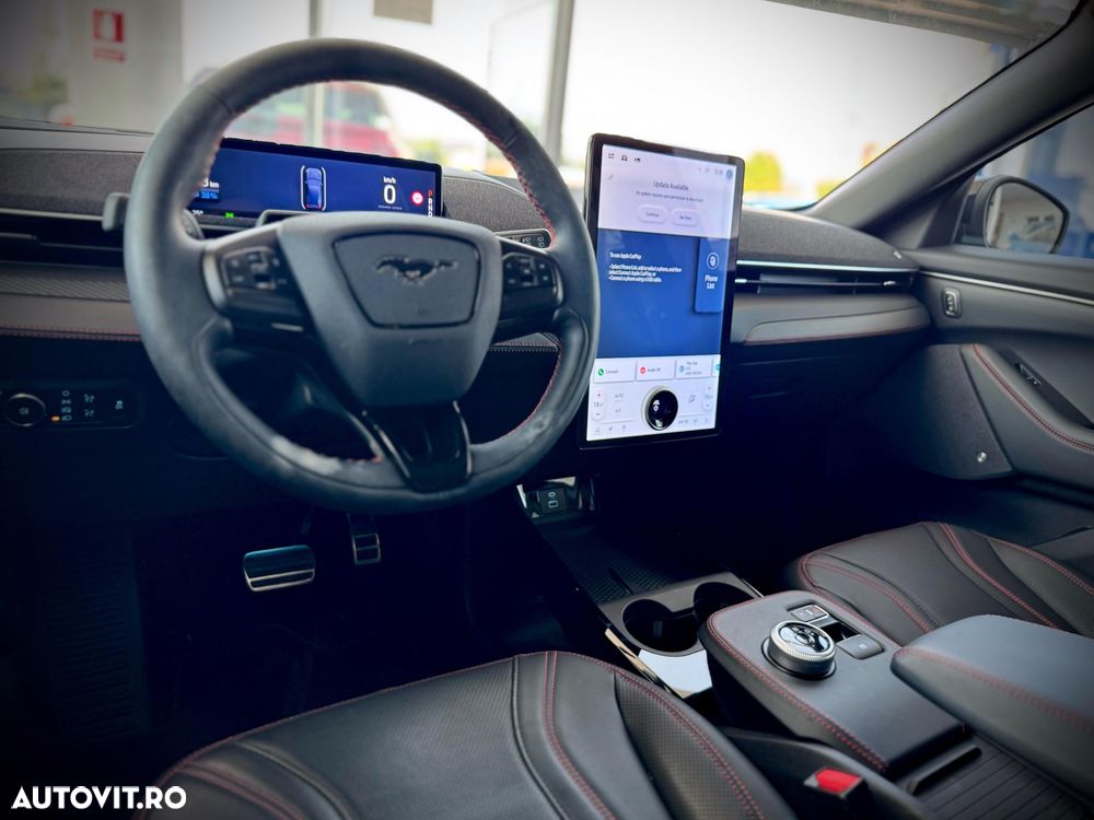 Ford Mustang Mach-E AWD PREMIUM - 15