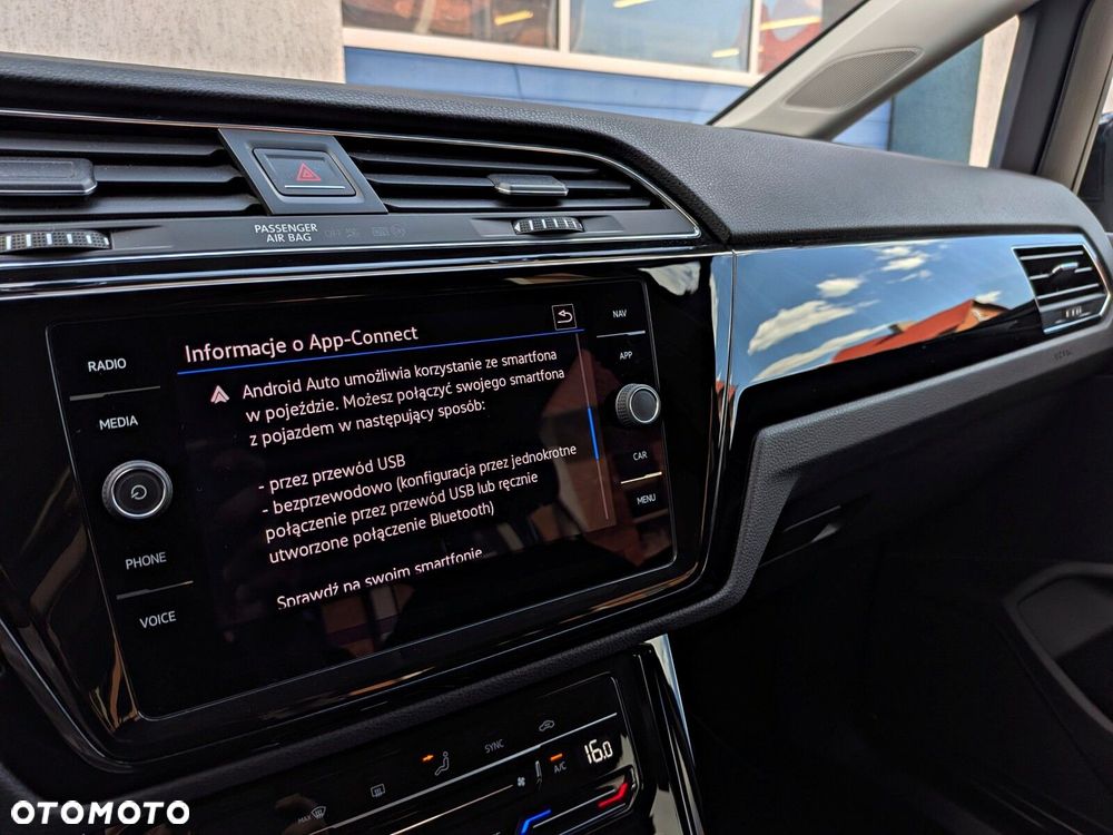 Volkswagen Touran 2.0 TDI BMT Highline DSG - 26